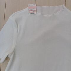 新品✨Tシャツの画像