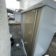 イナバ　物置き　倉庫の画像