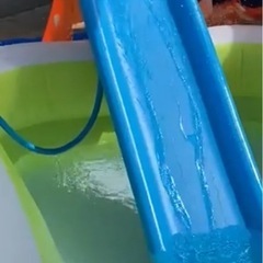 トイザらス　折り畳み ウォータースライダーの画像