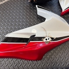 cb400sb アッパーカウル　フルセット　あまり出ないの画像