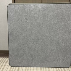 こたつテーブルの画像