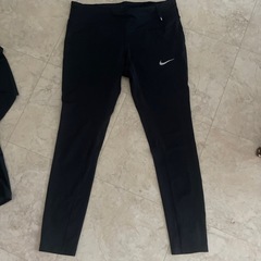 NIKE スポーツウェアセットの画像