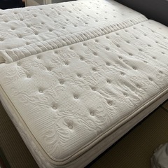 【受付終了
】美品クイーンサイズ（W１７０ｃｍ）ニトリマットレスの画像
