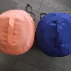 アウトドア用品　シュラフ２個セットの画像