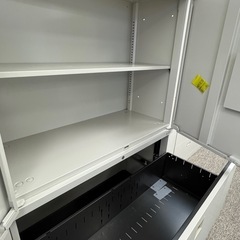 オカムラ　オフィス　キャビネットの画像