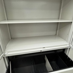 オカムラ　オフィス　キャビネットの画像