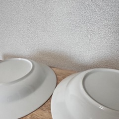 白　大皿2点セット　サラダ　焼きそばの画像