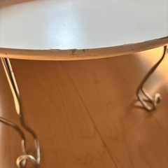 楕円形折りたたみテーブルの画像