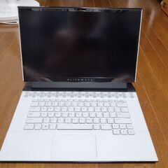 ALIENWARE M15 R3の画像