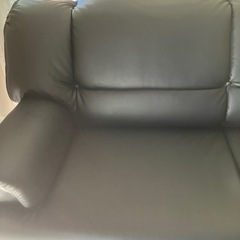 🆓無料　引き取り者が決まりました。美品、ソファーの画像