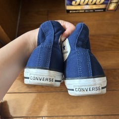 CONVERSEの靴の画像