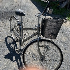ブリジストン 自転車 ママチャリ アップハンドル 中古 鍵なしの画像