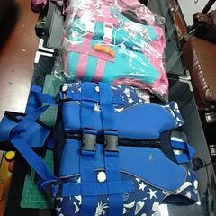 子供用ライフジャケット３個　ライフベスト　キッズ　未使用品含むの画像