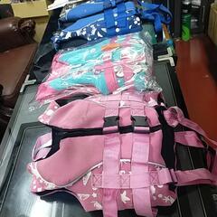 子供用ライフジャケット３個　ライフベスト　キッズ　未使用品含むの画像