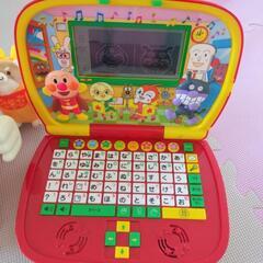 アンパンマンパソコンなど3点セットの画像