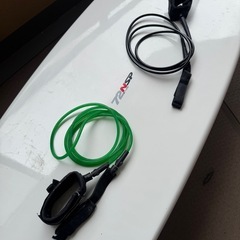 早い者勝ち！サーフボード！デッキパッド＆フィン付き！リーシュ2個！全部込の画像