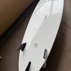早い者勝ち！サーフボード！デッキパッド＆フィン付き！リーシュ2個！全部込の画像