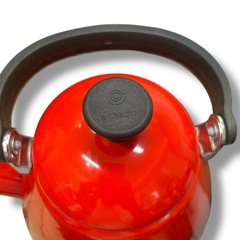  Le Creuset ル・クルーゼ ケトル やかん 1.6L IH対応 直火対応 メレンゲ 赤の画像