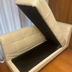 ニトリ　2人掛けソファ　収納スペースありの画像