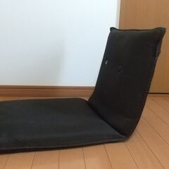 子供サイズの座椅子の画像