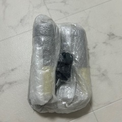 【LOWYA】ベルベット調ソファの画像