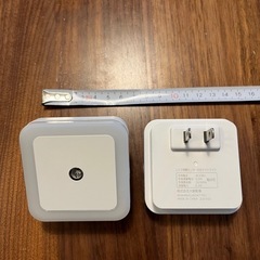 明暗ライト　100キンの商品2つの画像