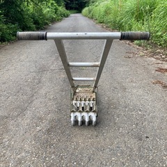 水田中耕除草機の画像