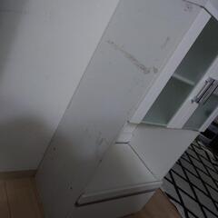 早急！食器棚の画像