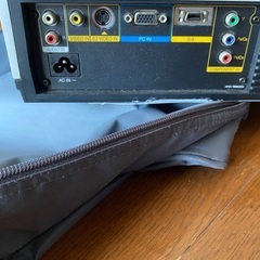 【2千円】TH-AE200 プロジェクターの画像