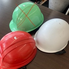 美原店 トーヨーセフティー ヘルメット　おひとつ550円！の画像