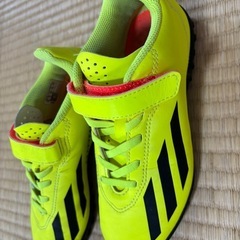 アディダス  トレシュー　サッカー　靴の画像