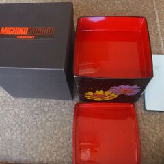 食器の画像