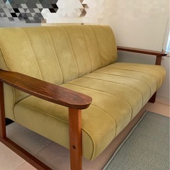 UTIL ソファ　アボカドカラーの画像