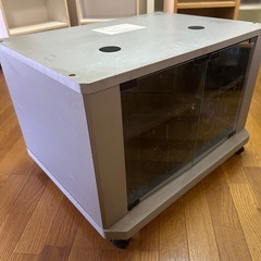 ガラス扉キャスター付きテレビ台 の画像