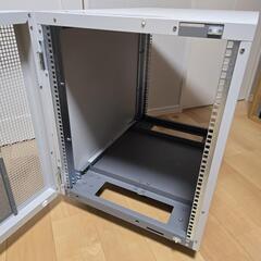 NEC 13U サーバーラック 鍵2本付属の画像