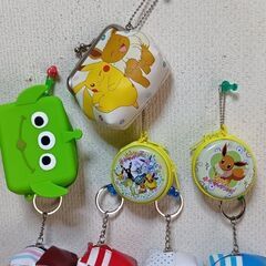 キャラクターなどミニポーチ10個+1個追加＆ガマ口小銭入れの画像