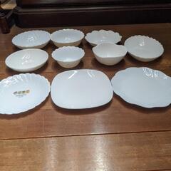 ヤマザキパン　皿色々の画像