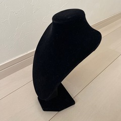 トルソー　ネックレススタンドの画像