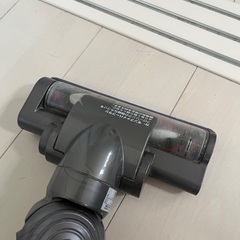【動作OK】ダイソン コードレス掃除機｜フルセット7年使用・充電器付きの画像