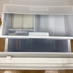 【トレファク神戸新長田店 買取/販売】取りに来られる方限定！MITSUBISHIの3ドア冷蔵庫2020年製のご紹介です！の画像