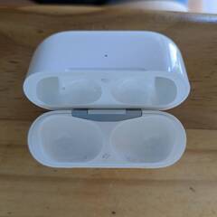 【購入者決定しました】Apple AirPods Pro NWP22J/Aの画像