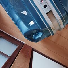 訳あり大型スーツケースの画像