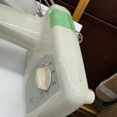 紐引き壁掛け　扇風機の画像