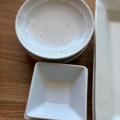 大皿とスープカップセットの画像