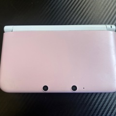 【候補者とお話中】引き取り限定　本日対応で2000円引き　3DSLL ＋おまけ　4GBのSDカード付きの画像