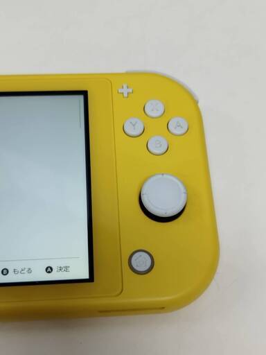 Nintendo Switch Lite イエロー HDH-001箱あり中古 Nintendo Switch Lite HDH-001/イエロー/ポーチ付き！ (中古