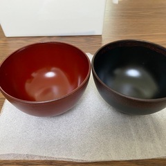 食器セット（お茶碗×2、お椀×2、小どんぶり×1）の画像