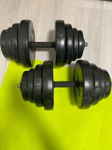 WORT 可変式 ダンベル ✖️２ 【引き取り限定／川崎市】 20kg×2】ダンベル 可変式 (desk8367) 東山田のフィットネス