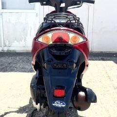 エンジンはとても良いです。ホンダDio AF68。バッテリーは新品です。フロントブレーキパッドも新品です。リアブレーキパッドも新品です。シートカバーも新品です。走行距離7792km。燃料噴射システム。の画像
