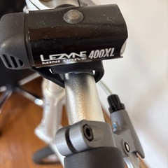自転車　ミニベロ　売ります（鍵とライト付き）の画像